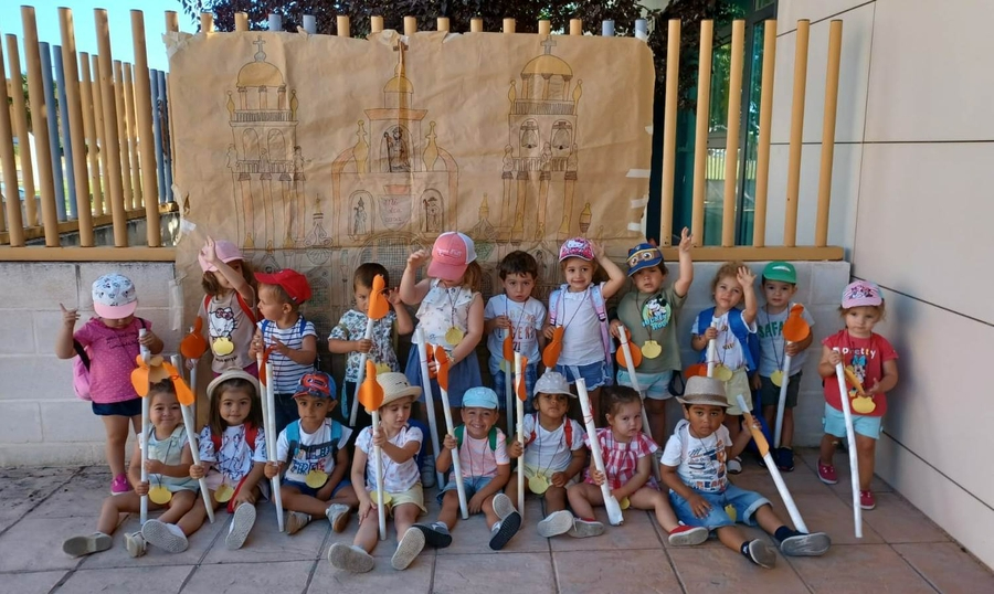 Los mayores de la Escuela Infantil ‘peregrinan’ a Santiago de Compostela