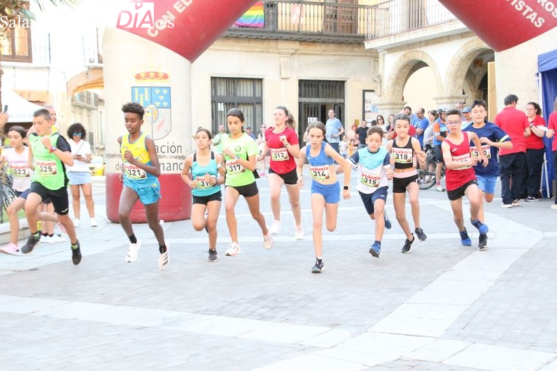Los más pequeños disfrutaron de su particular Carrera Nocturna de Alba de Tormes