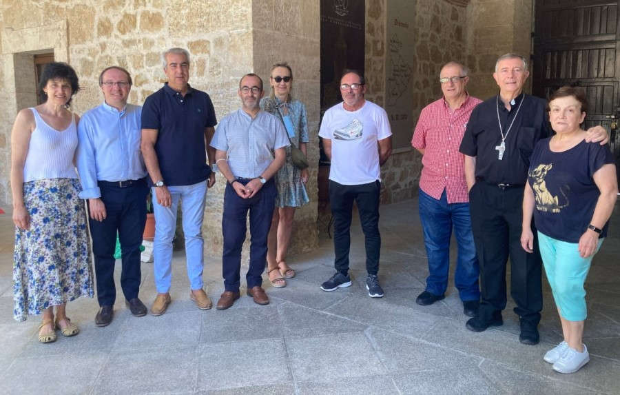 Se jubila María del Carmen Tamames tras 34 años trabajando para el Obispado