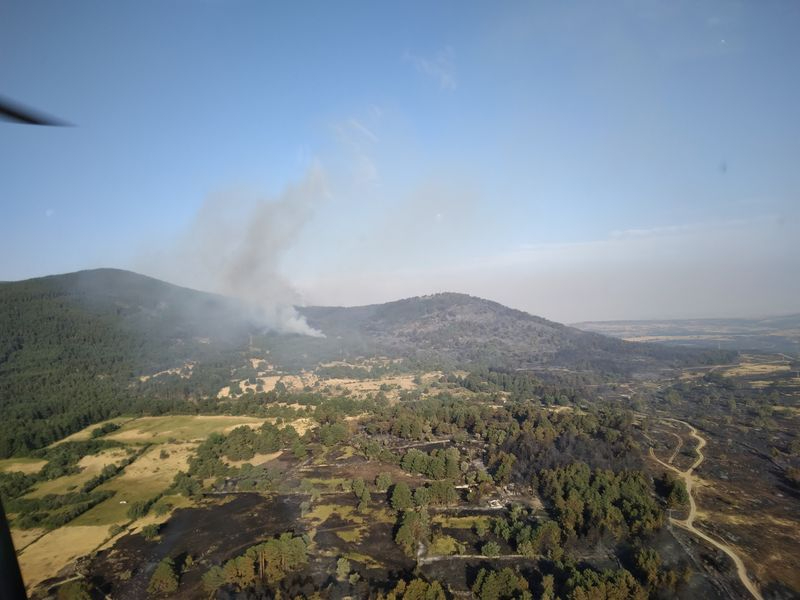 Castilla y León registra doce fuegos activos, dos en nivel 2 y cinco en nivel 1, en ocho provincias