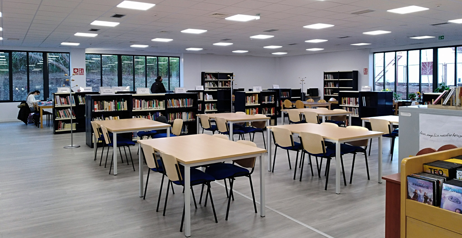 Santa Marta recibe el premio María Moliner gracias a la biblioteca Antonio de Nebrija