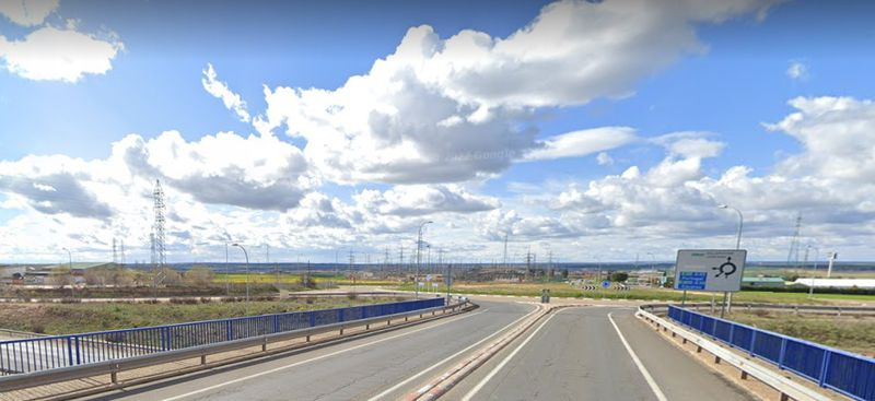 Cerrada al tráfico desde este viernes el tramo de la carretera SA-300 que une Salamanca y Villamayor 