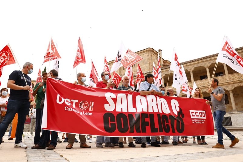 La situación es bastante traumática, no se llega a final de mes con salarios que no suben y precios cada vez más altos  