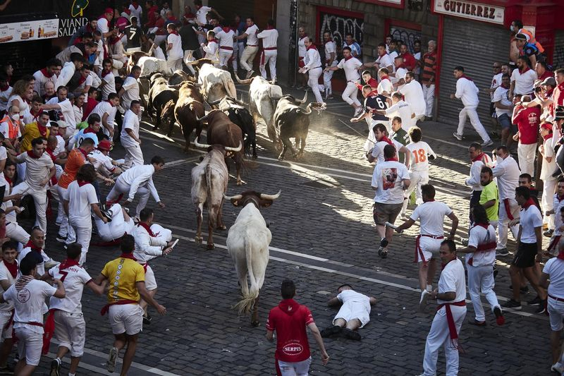 Disfruta con el VÍDEO de un veloz y limpio cuarto encierro de San Fermín