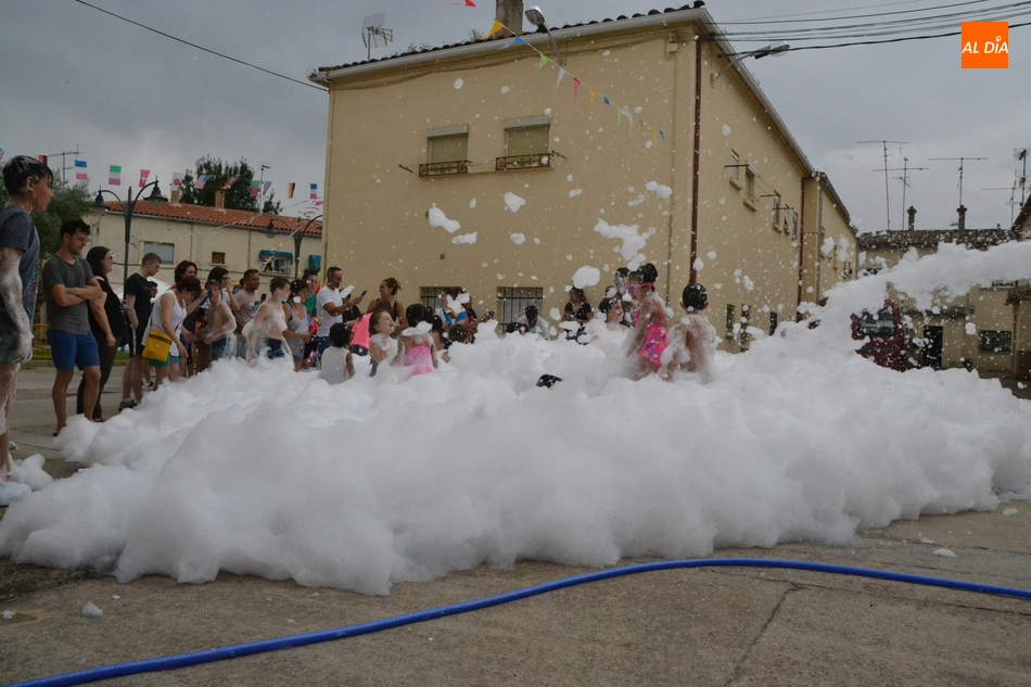 La Avenida de España y Casas de Martín Báez, siguiente parada del ciclo festivo vecinal