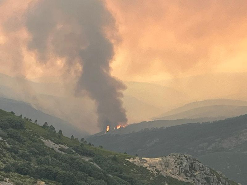 Salamanca, la provincia más castigada por el fuego estos días, mantiene 4 incendios activos 