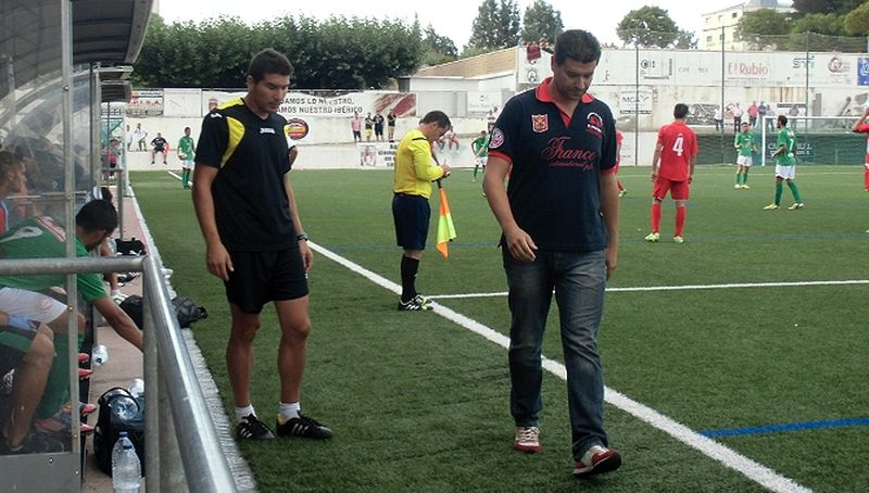 El ex entrenador del Guijuelo que regresó a la  Medicina y ahora vuelve al fútbol