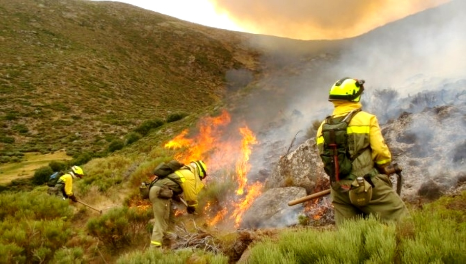 Las altas temperaturas ponen a Castilla y León en alerta de riesgo de incendios forestales 