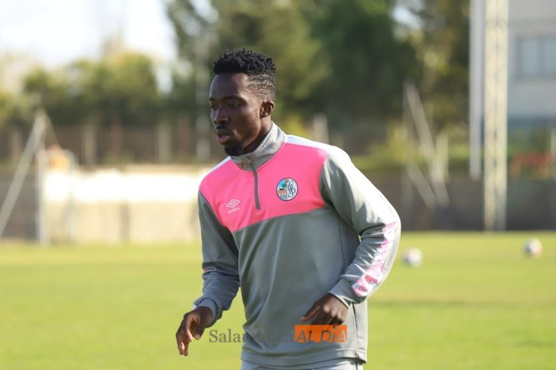  El ex jugador del Salamanca UDS Ernest Ohemeng ficha por el Villanovense de Segunda RFEF