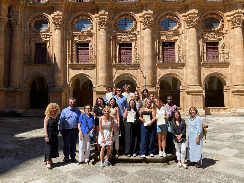 La UPSA despide a los alumnos de Florida International University y de University of Leeds