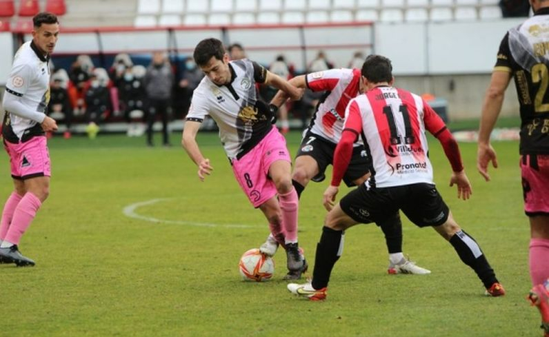 Unionistas refuerza su centro del campo con una renovación por dos temporadas