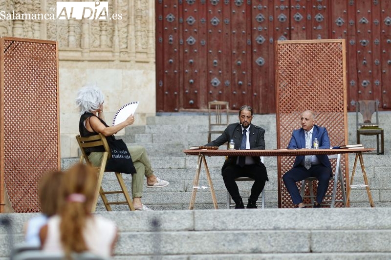 Elio encandila a niños y mayores en el Patio Chico