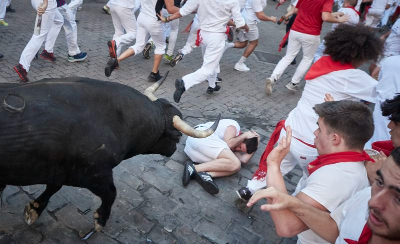 Vídeo del sexto encierro de San Fermín que acaba con cinco heridos