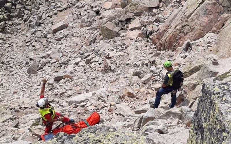 Fallece un senderista al precipitarse en el pico Almanzor, en la Sierra de Gredos
