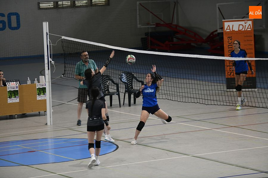 Excelente comienzo del III torneo de Voleibol en femenino