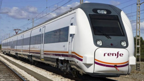 Suspendida la circulación de la línea de AVE Madrid-Galicia entre Sanabria y Zamora por el incendio 