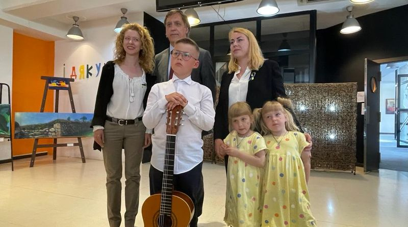 Más de 200.000 euros para cubrir las necesidades de las personas refugiadas de Ucrania en Salamanca