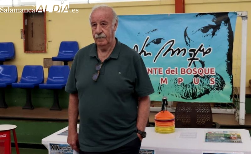 Ojalá que pronto tengamos un equipo de Salamanca en Segunda División, afirma Del Bosque