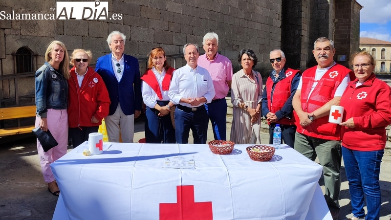 La Asamblea comarcal de Cruz Roja Vitigudino celebra el Día de la Banderita