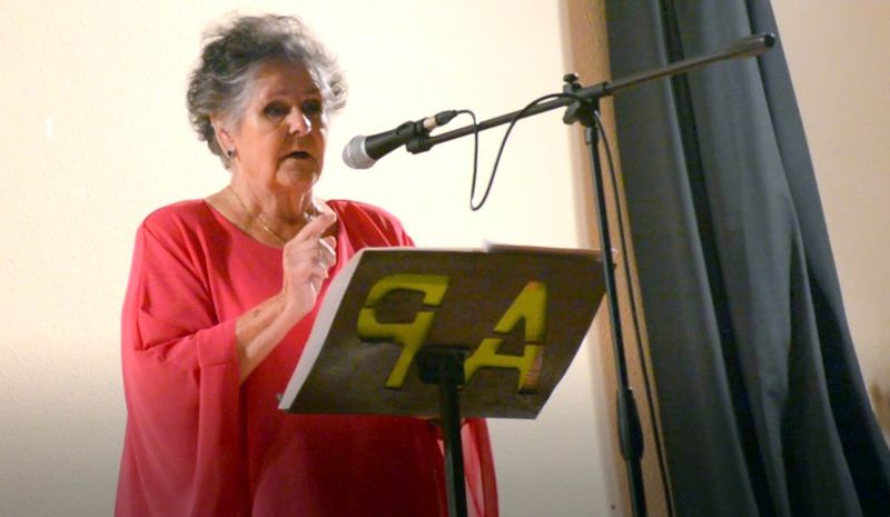 La pregonera, Concha del Amo, anima a los lumbralenses a vivir intensamente las fiestas