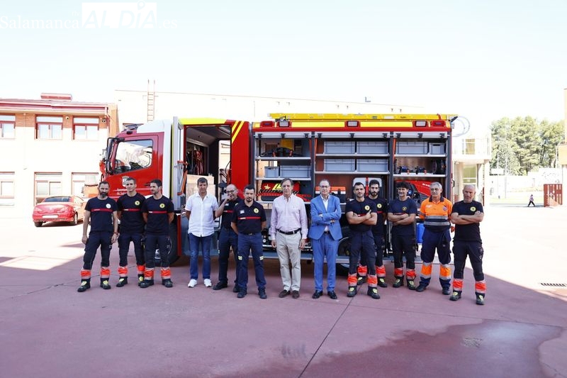 El nuevo camión autobomba que se incorpora al Parque de Bomberos de Salamanca