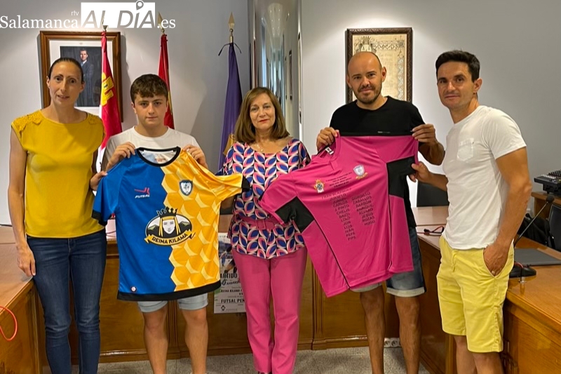 Todo a punto para el esperado partido de reinauguraciòn del pabellòn entre el Reina Quilama y un combinado peñarandino histórico