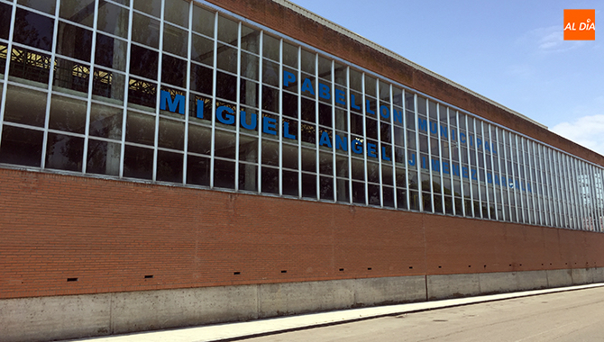 El 40º aniversario de las 32 horas de Fútbol Sala y el estreno del nuevo pabellòn se vivirá con un gran partido inaugural