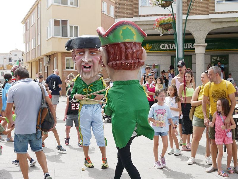 El viento obliga a aplazar eventos y a modificar horarios en los festejos de Carbajosa