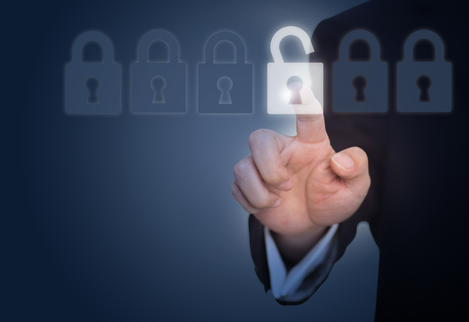 Cómo pueden los gigantes tecnológicos garantizar la seguridad de los usuarios en sus plataformas 