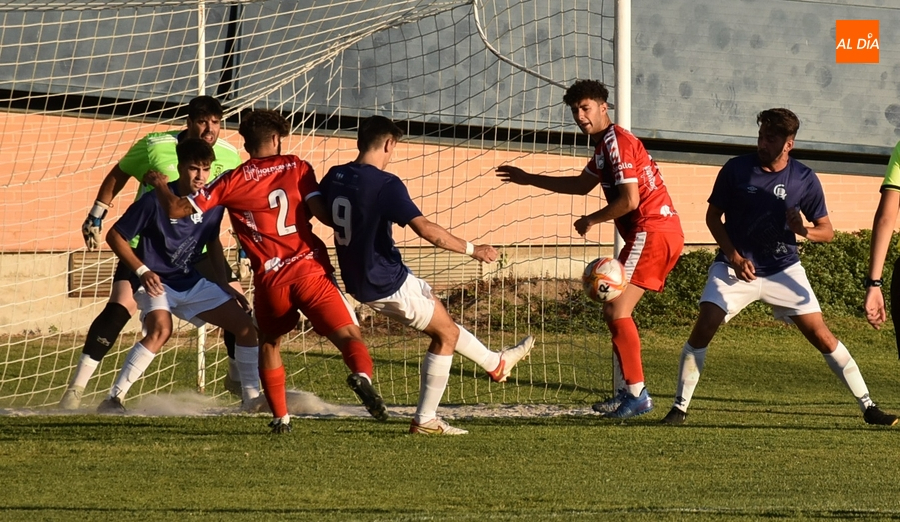 El Ciudad Rodrigo, que dice adiós a Manu González, jugará este miércoles su 2º amistoso