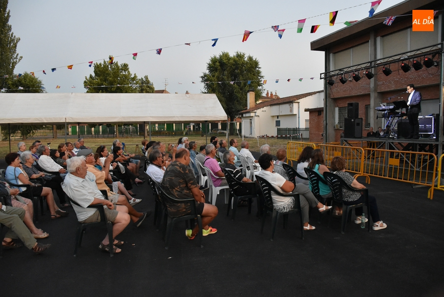 Anselmo Matilla exhorta a los vecinos de El Puente a no perder nunca la ilusión por vuestro barrio