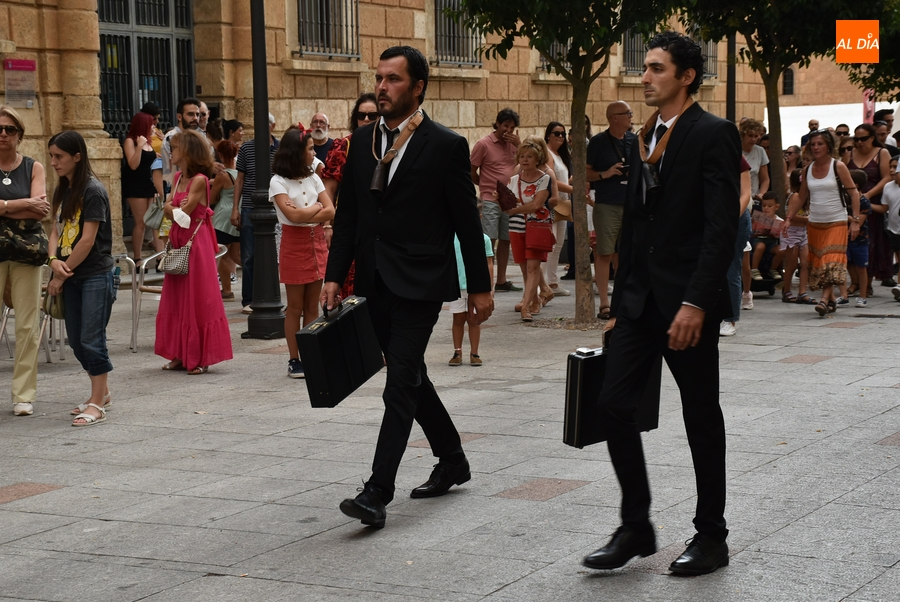 Los mirobrigenses se unen sin dudar al rebaño de ‘transhumanos’ de Kopinxas