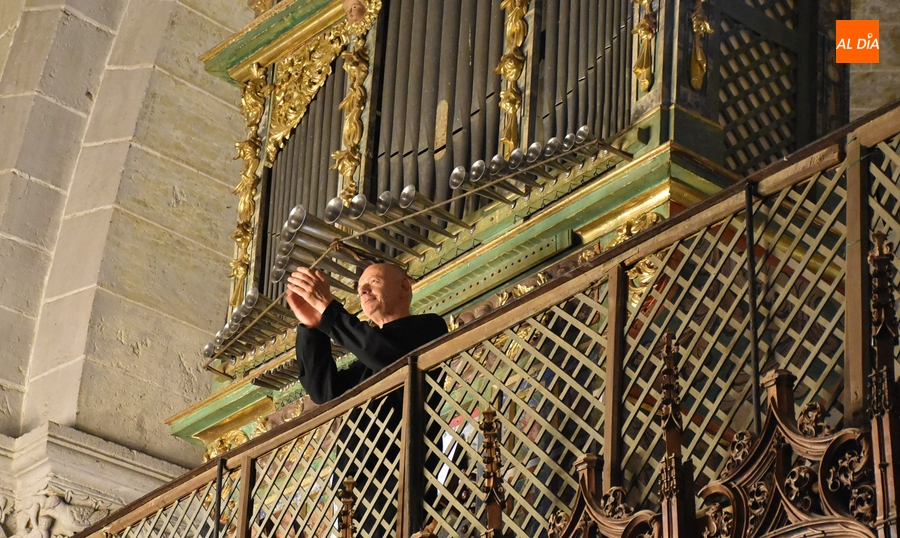 La Catedral vive un singular duelo de órganos a cargo de tres prestigiosos músicos