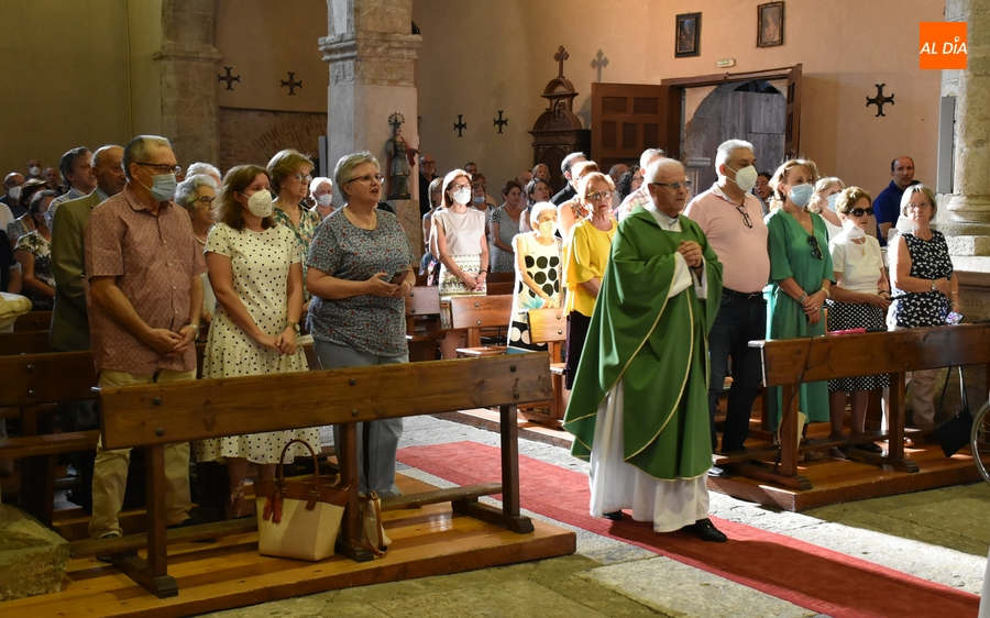 Lleno en la celebración de los 50 años como sacerdote de Ángel Martín Carballo