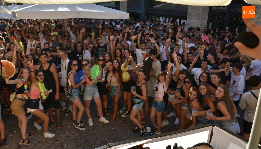 El Martes Mayor se llena de notas musicales durante la tarde