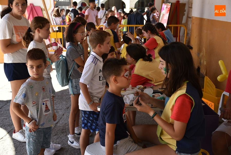 Concluye la gran fiesta de cumpleaños de un Divierteatro que ha evocado su propia historia