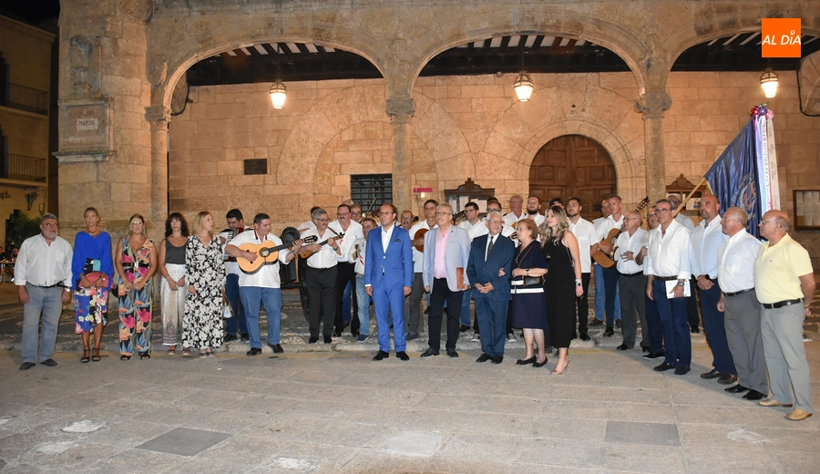 Completísima noche de apertura, con gran seguimiento de público, del recuperado Martes Mayor