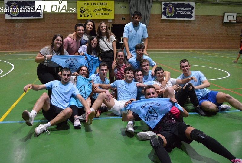 Los Desnimemes, campeones absolutos del II Torneo de Ferias de Futbol Sala Los Leones de Vitigudino