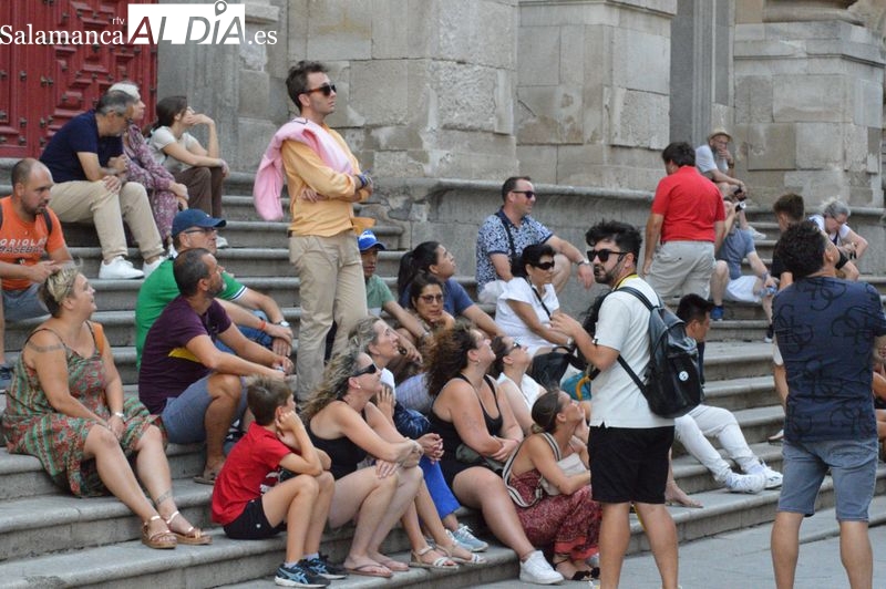 Gran ambiente en Salamanca pese al tiempo y las fiestas en los pueblos