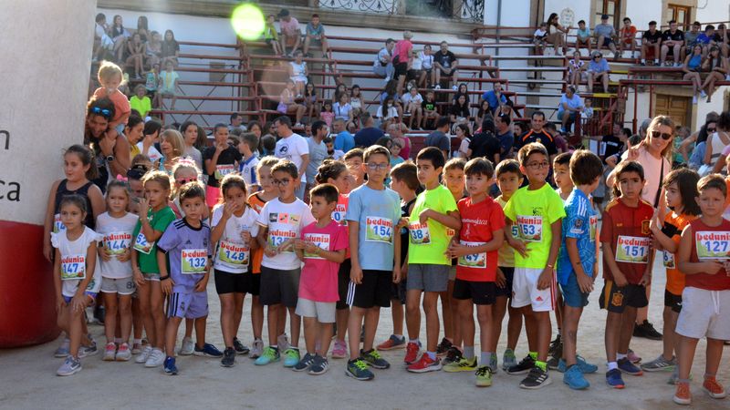 Gran participación de corredores y caminantes en la VII Toromaratón de Lumbrales