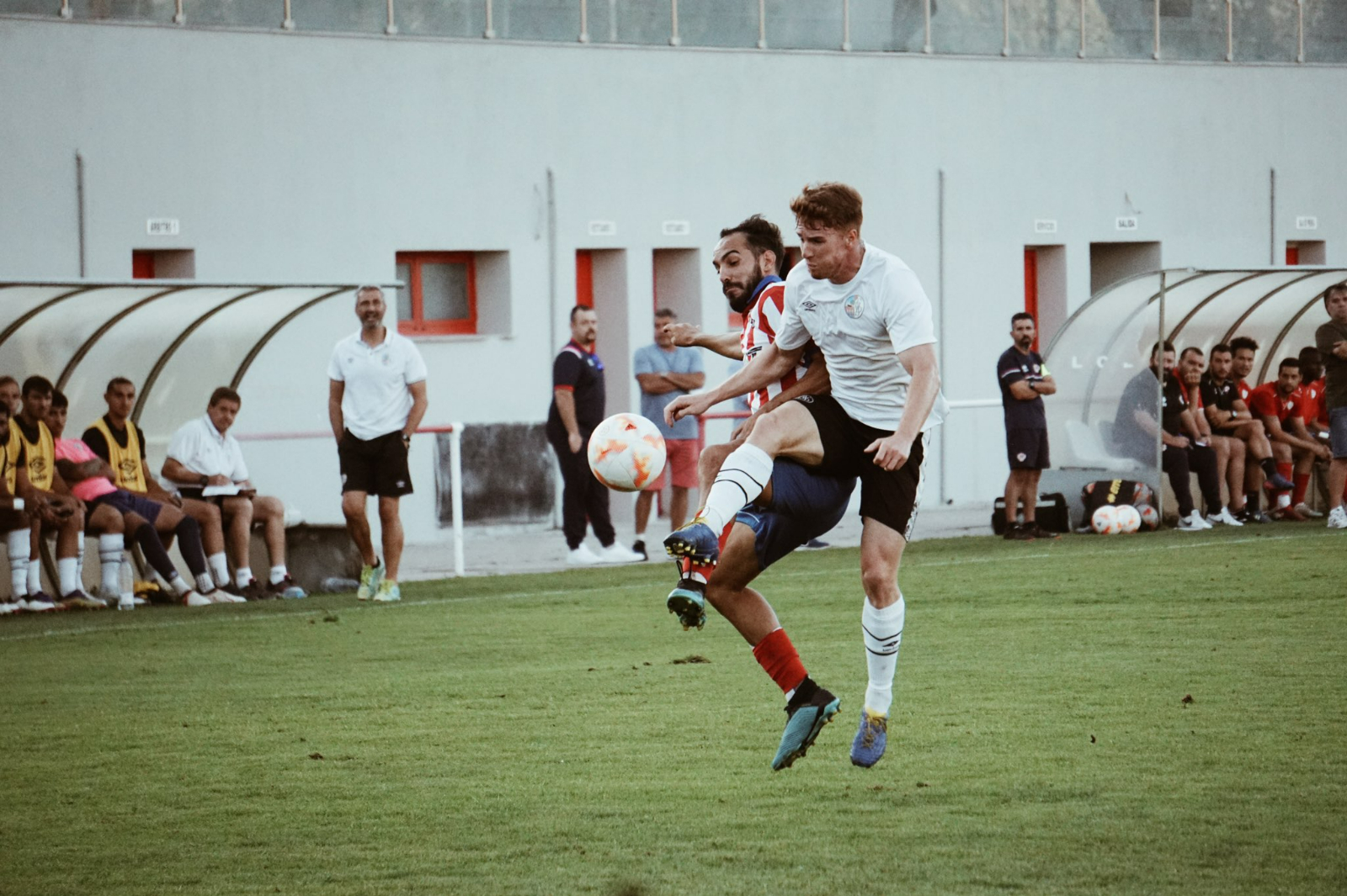 El Salamanca UDS calma las dudas con una victoria ante el Atlético Bembibre (0-1)