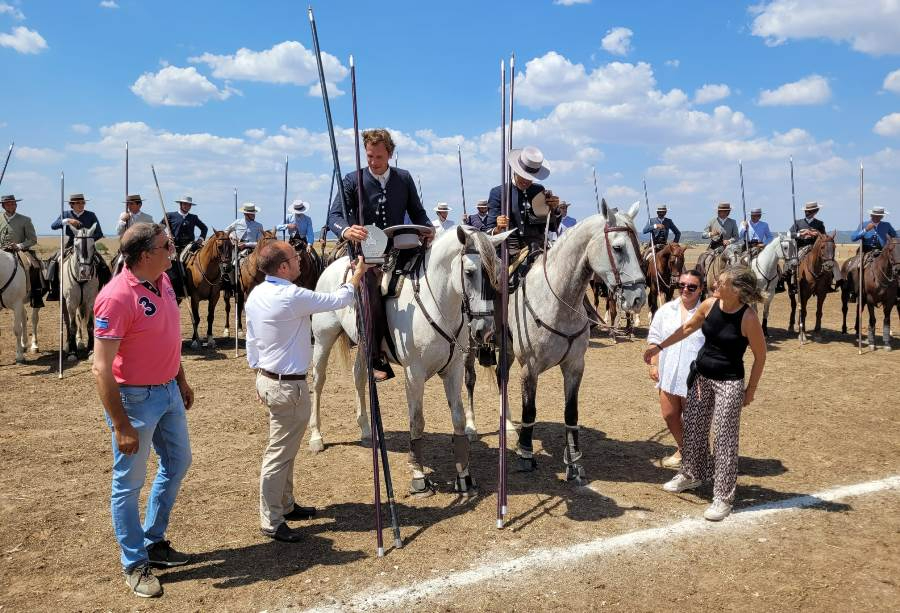 Manuel Ferraro y Guillermo Macías se llevan en el desempate el Nacional de Faenas y Doma de Campo