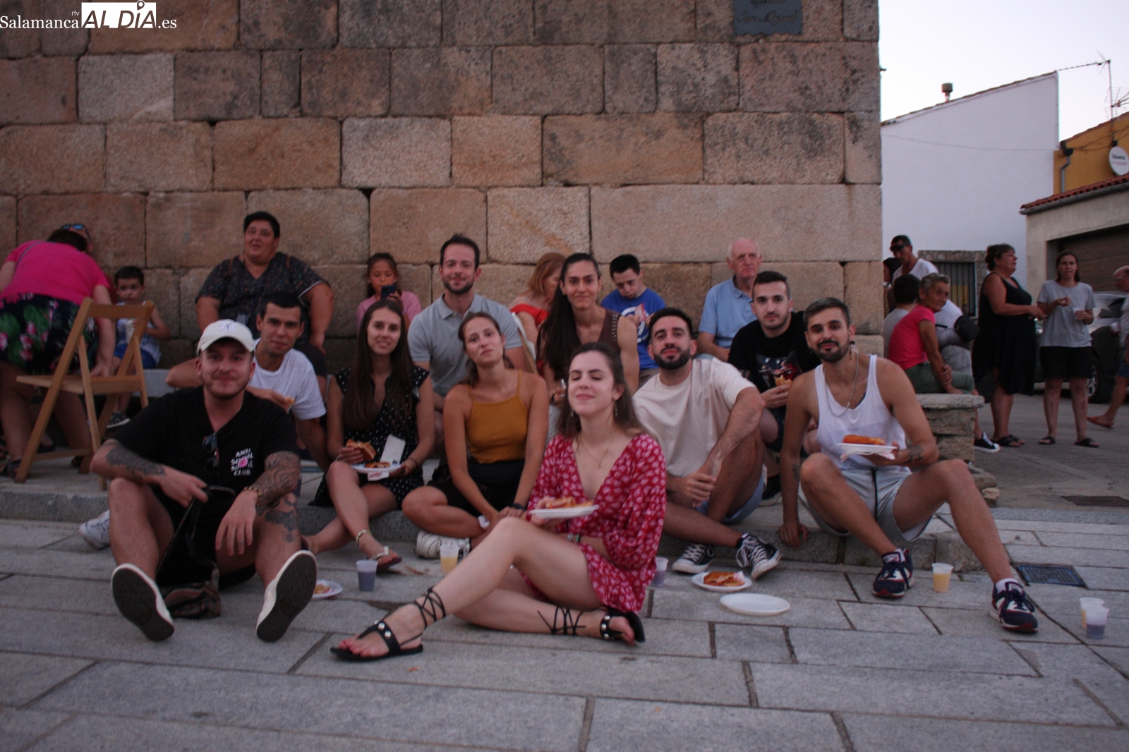 En Almendra reponen fuerzas con una merienda popular de lo más nutritiva