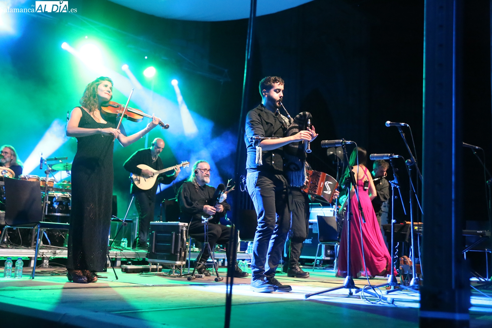 El grupo gallego Luar Na Lubre conquista Alba de Tormes con su música