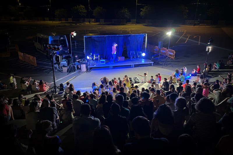 Los vecinos de Carbajosa siguen disfrutando del verano cultural 