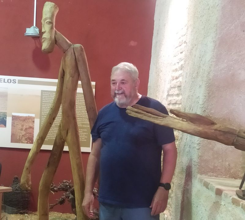 El escultor Gonzalo Iglesias Casado muestra sus sorprendentes obras en Parada de Rubiales