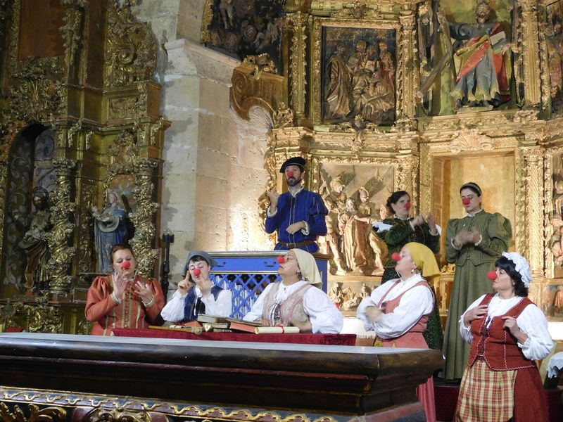 Exitosa representación de Buscando a Nebrija en Pedrosillo El Ralo 
