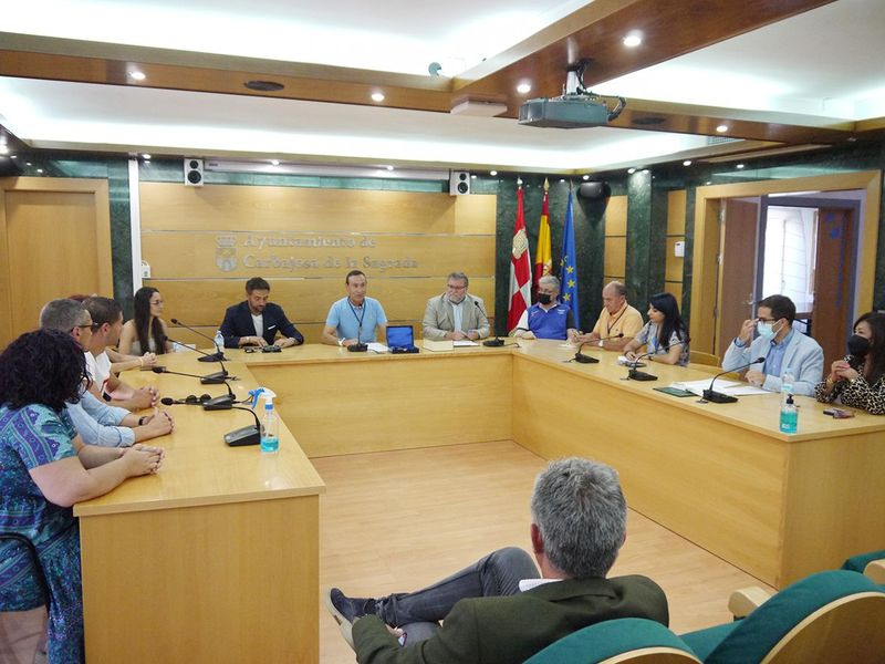 El Ayuntamiento de Carbajosa adquirirá un horno y tornos para impartir los talleres de alfarería en el municipio