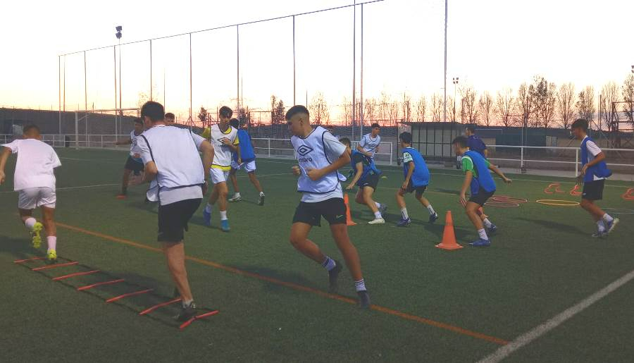 Aris Marcos coge las riendas del Juvenil del Ciudad Rodrigo, que inicia los entrenos