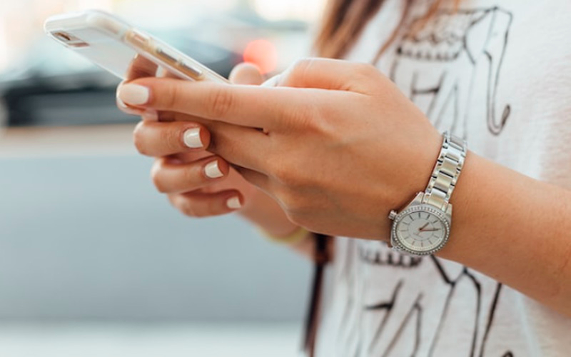 Desinstale estas aplicaciones de su teléfono inteligente. Contienen malware